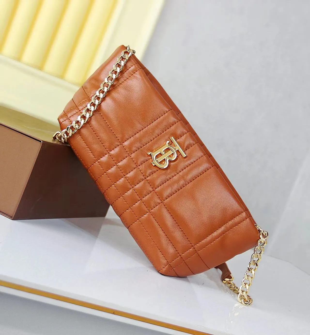 BUR096 Small Quilted Lambskin Soft Lola Bag / 27.5 x 11 x 12cm/10.8 x 4.3 x 4.7in