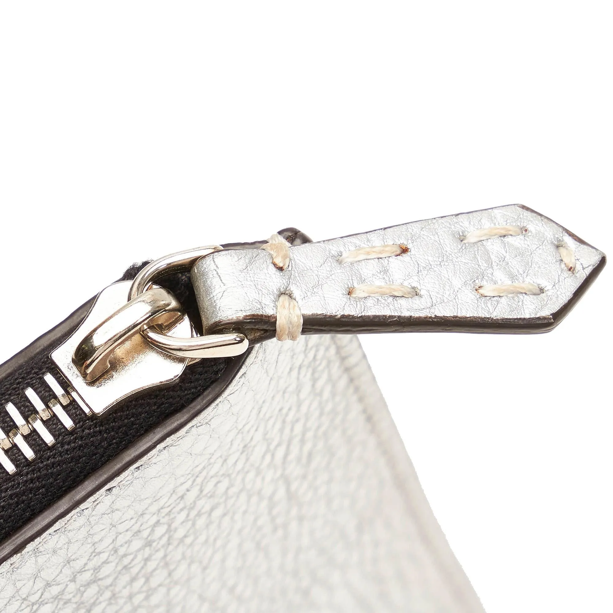Fendi Leather Clutch Bag (SHG-30919)