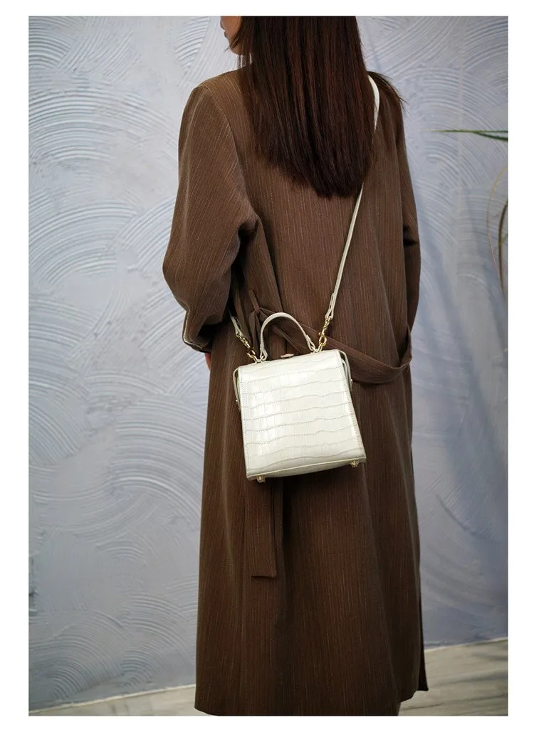 Handmade Womens Stylish Square White Leather Doctor Handbag Side Purse Doctor Purse for Women