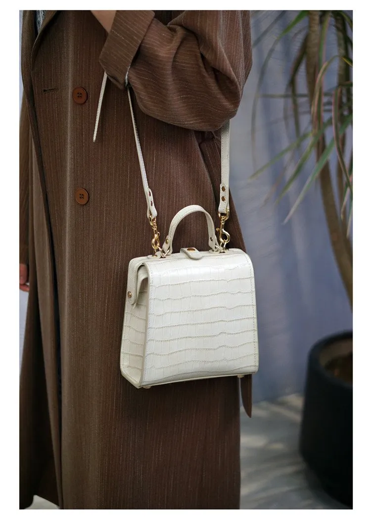 Handmade Womens Stylish Square White Leather Doctor Handbag Side Purse Doctor Purse for Women